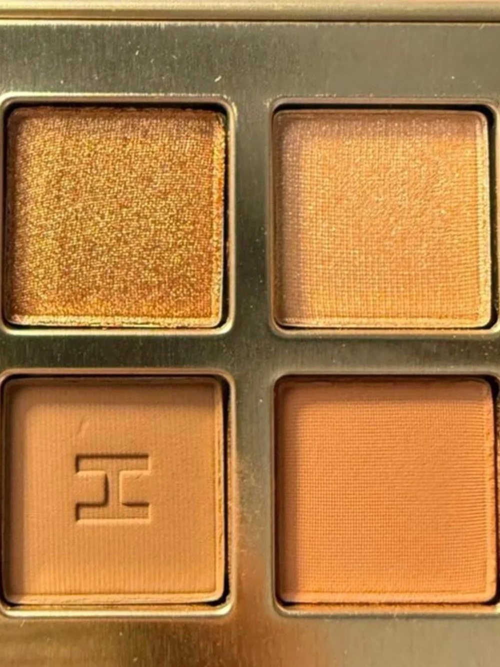 Hourglass Curator Eyeshadow Quad Palette in Futurist